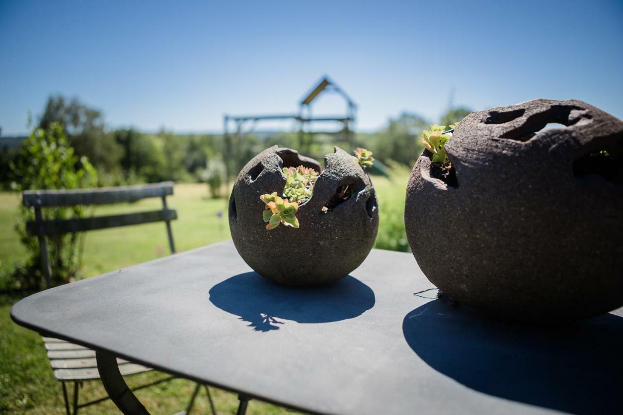 La Croisee Des Champs, Gite Entre Durbuy Et La Roche En Ardenne Érezée 外观 照片